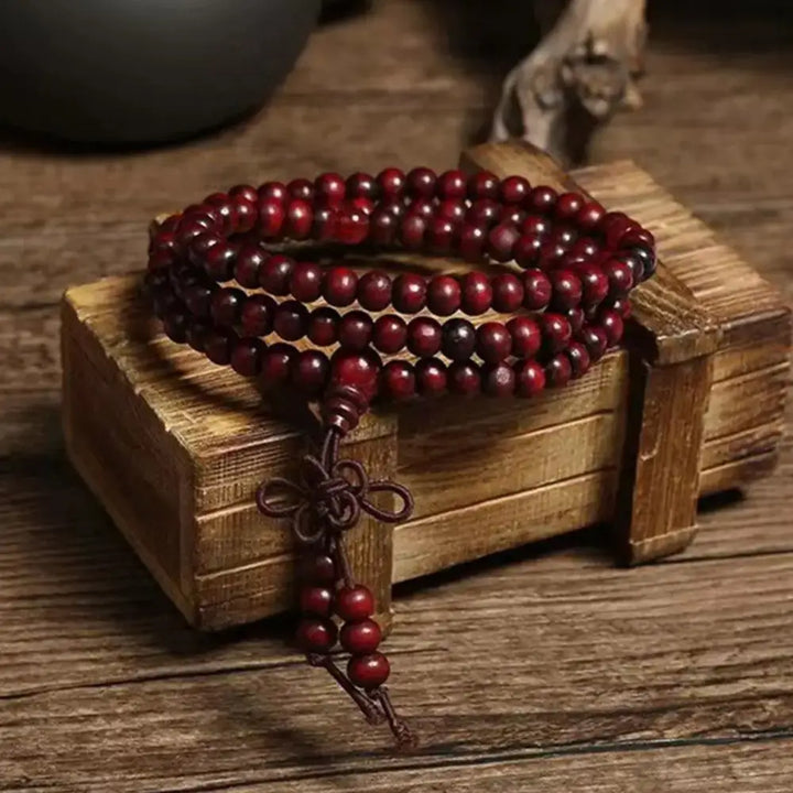 Bracelet-Collier Multicouche en Bois Rouge  avec Petites Feuilles - Bracelet-en-bois.com