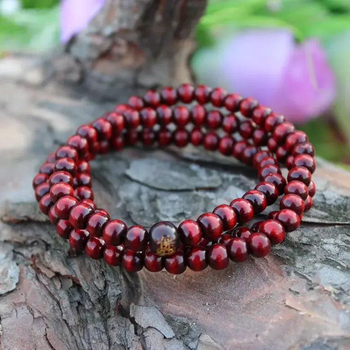 Bracelet Mala Bouddhiste en Bois de Santal 6mm pour Hommes et Femmes - Bracelet-en-bois.com